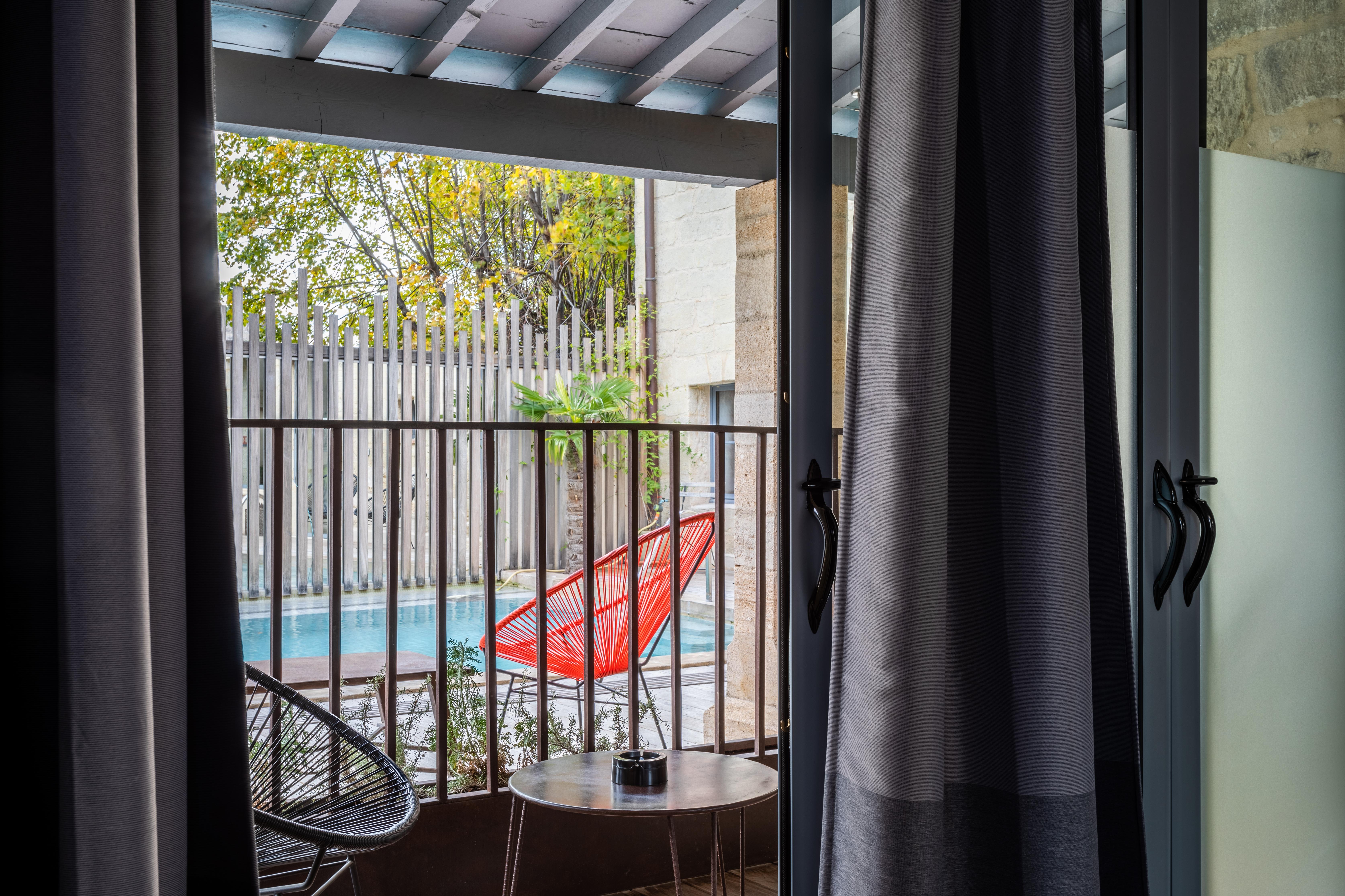 Boutique Hotel Entraigues Uzes Exterior photo