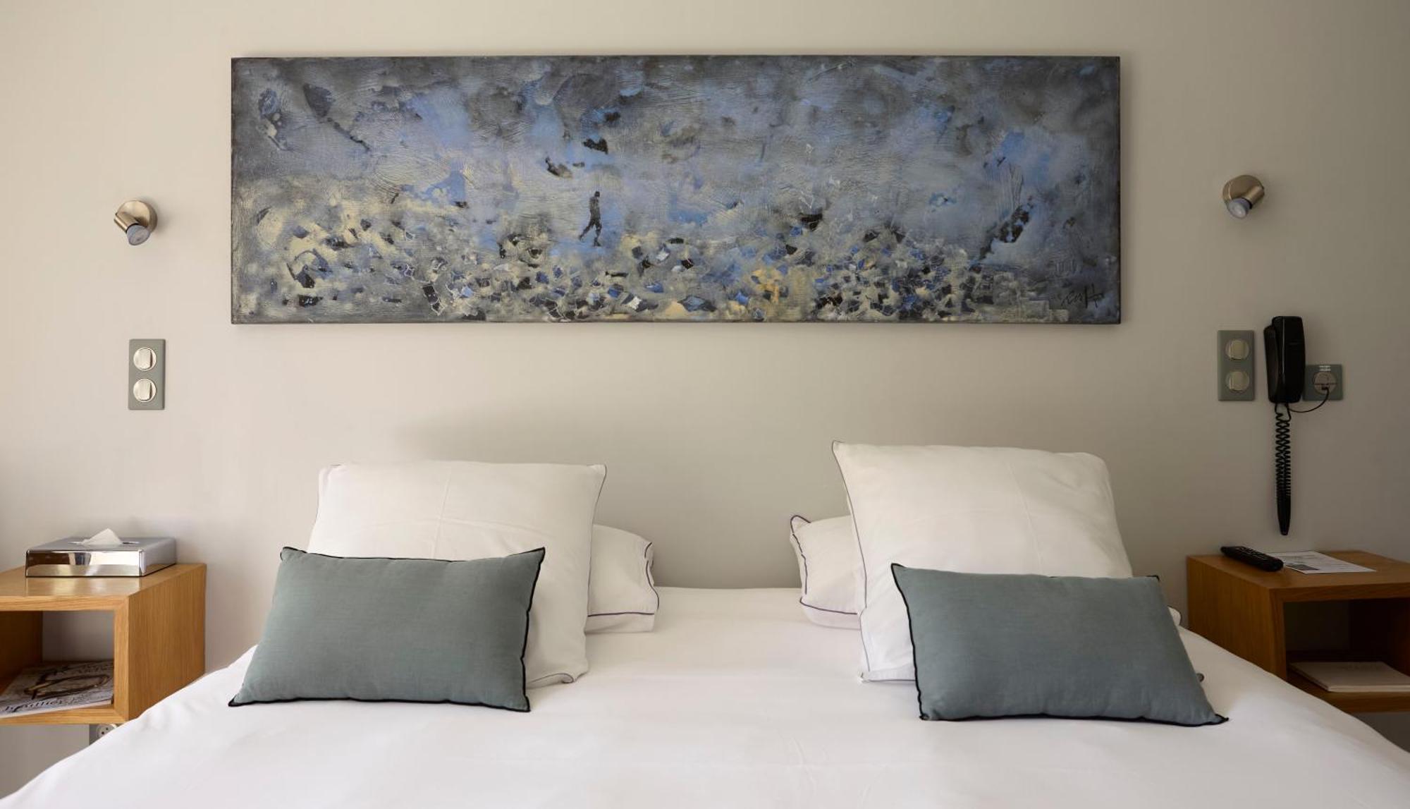Boutique Hotel Entraigues Uzes Exterior photo